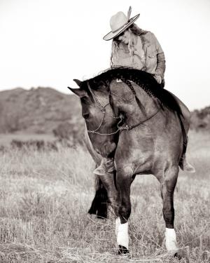 kimerlee curyl photo on horse 