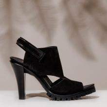 black heel 