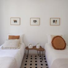 minimal bedroom 