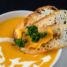 Eat | Creamy Pumpkin Soup  