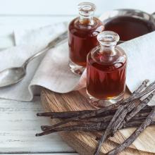 Eat | Homemade Vanilla Extract 